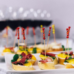 Fingerfood napichovadlo (bambusové FSC 100%) Šnúrka 12cm [100 ks]