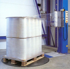 Prieťažná fólia na palety (PE) 20µm 220% transparentná 50cm 17,5kg [1 ks]